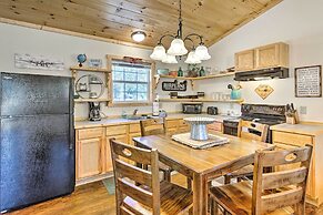 8 Mi to Great Smoky Mtn National Park: Cozy Cabin