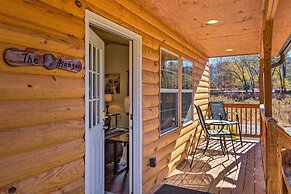 8 Mi to Great Smoky Mtn National Park: Cozy Cabin