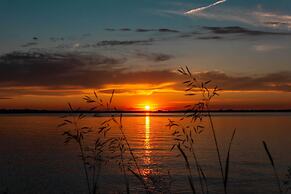 Charming Clitherall Cabin on West Battle Lake