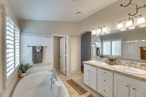 Pool, Hot Tub & Patio: Mesa Oasis Desert Getaway