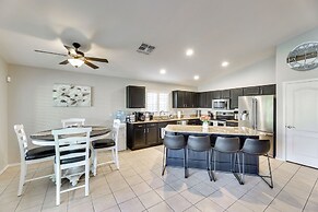 Pool, Hot Tub & Patio: Mesa Oasis Desert Getaway