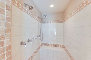 Pool, Hot Tub & Patio: Mesa Oasis Desert Getaway