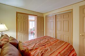 Patio & Grill: Cozy Cabin in Munds Park!