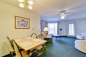 Cozy Pigeon Getaway, Close to Public Beaches!