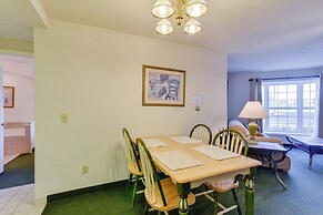 Cozy Pigeon Getaway, Close to Public Beaches!