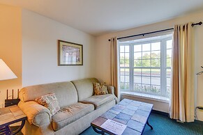 Cozy Pigeon Getaway, Close to Public Beaches!