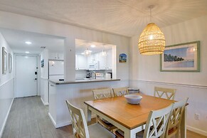 Resort Condo Steps to Beach: Snowbirds Welcome!