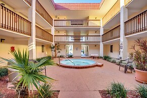 Resort Condo Steps to Beach: Snowbirds Welcome!