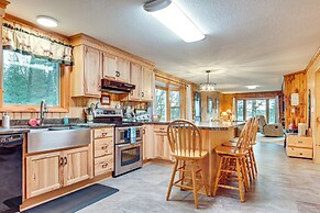 Outdoor Lover's Paradise w/ Dock & Fire Pit!