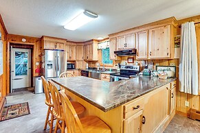 Outdoor Lover's Paradise w/ Dock & Fire Pit!