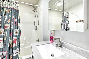 Outdoor Lover's Paradise w/ Dock & Fire Pit!