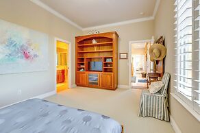 Santa Rosa Home w/ Private Pool & Tennis Court