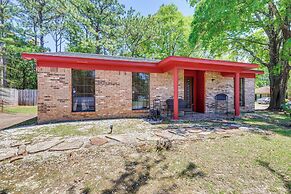 Family-friendly Mobile Retreat w/ Spacious Yard!