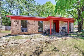 Family-friendly Mobile Retreat w/ Spacious Yard!