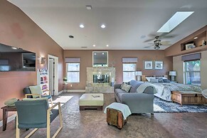 Bright Poway Studio w/ Shared Outdoor Pool!