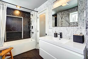 'little House on the Lot' Dryden Townhome: Pets OK