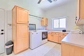 Pool Table, Putting Green: Luxury Oasis in Mesa