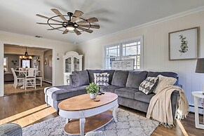 Mattituck Home w/ Fireplaces - Near Wineries