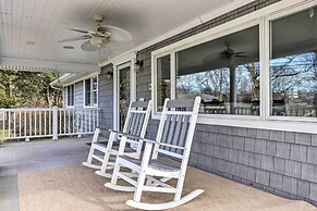Mattituck Home w/ Fireplaces - Near Wineries