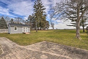 Mattituck Home w/ Fireplaces - Near Wineries