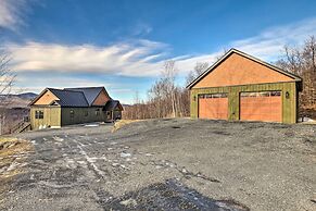 Secluded Kingfield Abode w/ Idyllic Mtn Views