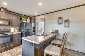 Lakefront Wetumpka Escape w/ Furnished Deck!