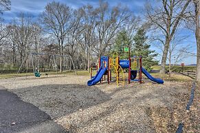 Lakeland Cottage - 1/2 Mile to St Croix River