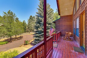 Hot Tub & Game Room: All-season Pinetop Cabin