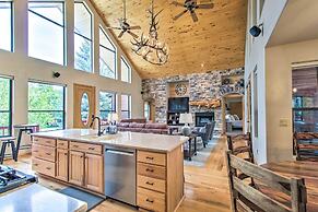 Hot Tub & Game Room: All-season Pinetop Cabin