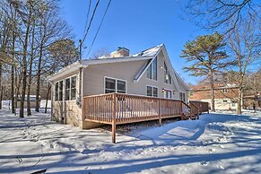 Large Deck & Pool Access: Albrightsville Home