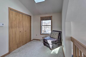 Large Deck & Pool Access: Albrightsville Home