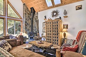 Cozy Rhododendron Cabin: Hike & Ski Nearby!