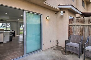 Central Bakersfield Townhome w/ Private Patio