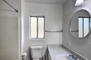 Central Bakersfield Townhome w/ Private Patio