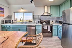 Deck + Walk to Beach: Southern Oregon Coast Home!