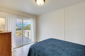 Deck + Walk to Beach: Southern Oregon Coast Home!