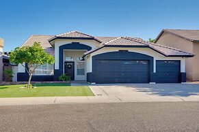 Heated Pool, 2 Mi to Dtwn: Central Peoria Home!