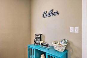 Charming Charleston Home w/ Yard & Fire Pit!