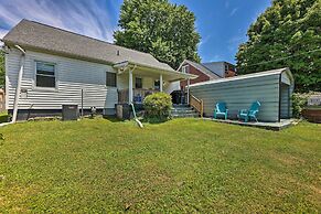 Charming Charleston Home w/ Yard & Fire Pit!