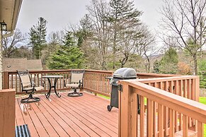 Mountain-view Zirconia Home: Walk to Lake Summit!