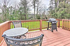 Mountain-view Zirconia Home: Walk to Lake Summit!