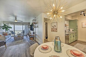 Chic Scottsdale Condo ~ 1 Mi to Old Town!