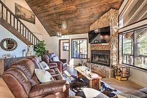 Wraparound Deck & Poker Room: Cabin in Munds Park