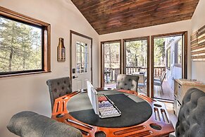 Wraparound Deck & Poker Room: Cabin in Munds Park