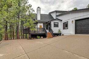 Wraparound Deck & Poker Room: Cabin in Munds Park