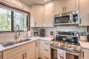 Wraparound Deck & Poker Room: Cabin in Munds Park