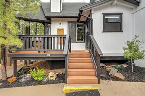 Wraparound Deck & Poker Room: Cabin in Munds Park