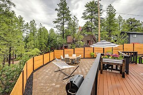 Wraparound Deck & Poker Room: Cabin in Munds Park