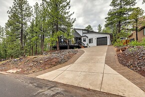 Wraparound Deck & Poker Room: Cabin in Munds Park