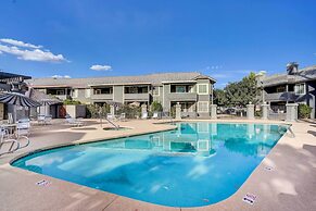7 Mi to Dtwn Chandler: Pet-friendly Condo w/ Pool